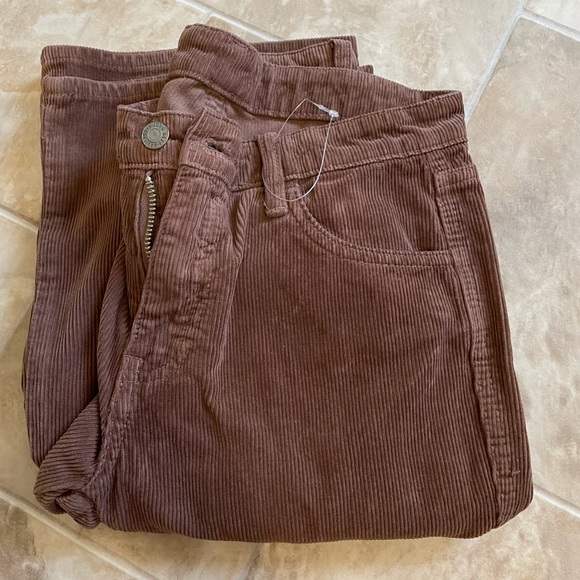 Brandy Melville Pants - Brandy Melville Darlene corduroy pants